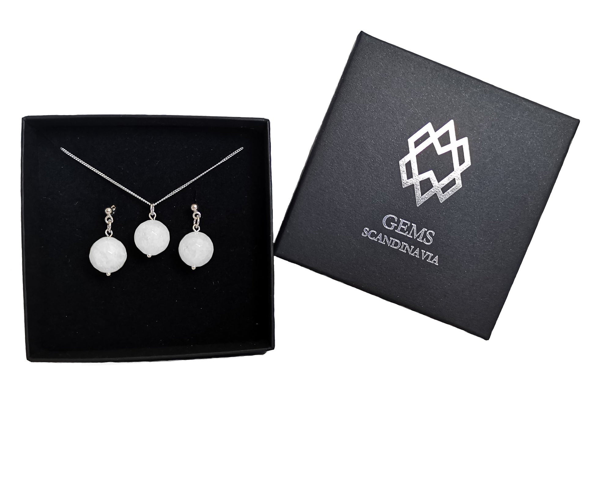 DIMPLES JADE necklace & earrings - GEMS SCANDINAVIA